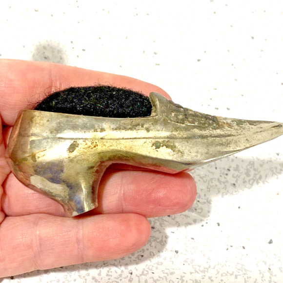 Silver Pin Cushion Victorian Shoe Shaped Sewing Tool Vintage Metal Collectible - Picture 5 of 9